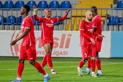 Felipe Santos Misli Premyer Liqasında 25-ci qolunu vurub