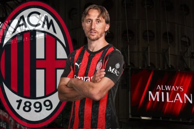 Minlərlə azarkeş Luka Modriçin "Milan"a keçidini qeyd etdi