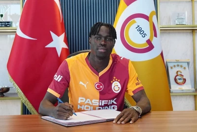"Qalatasaray" Vilfred Sinqonu transfer etdi