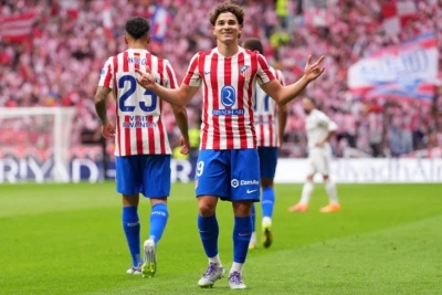 "Barselona" Xulian Alvaresin transferindən yüksək qiymət və oyunu səbəbindən imtina edib