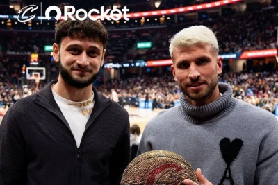 Nəriman Axundzadə NBA matçını canlı izləyib