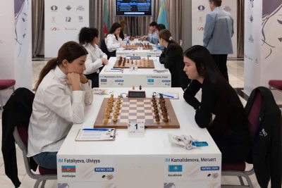 Dünya çempionatı: Azərbaycan qadın şahmatçılarının millisi finalda