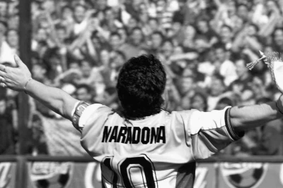 Maradonanın illər əvvəlki telefon zarafatı sosial şəbəkələrdə yenidən yayıldı - VİDEO