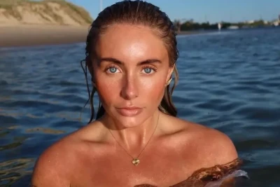 Pornoaktrisa Bonni Bludan "Mançester Yunayted"ə stressdən çıxış yolu təklifi