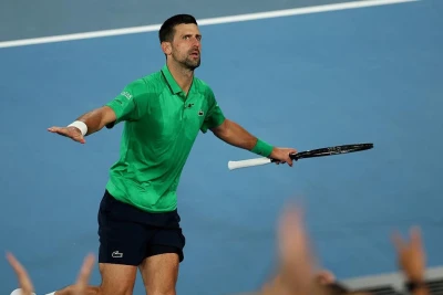 Cokoviç "Australian Open"də Federeri geridə qoydu