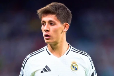 "Real Madrid" 10 nəfərlə "Real Sosyedad"ı səfərdə məğlub etdi