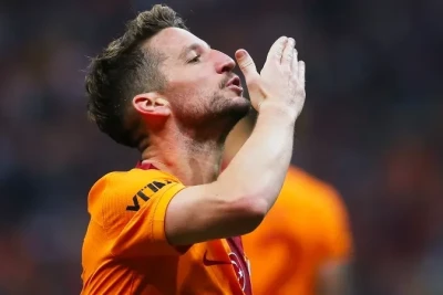 Belçikalı hücumçu "Qalatasaray"da son oyununu oynayıb