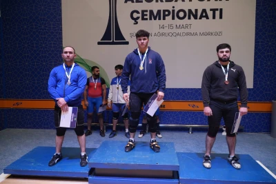 Ağırlıqqaldırma üzrə Azərbaycan çempionatında daha üç çəki dərəcəsində qaliblər müəyyənləşib