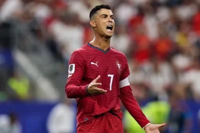 Portuqaliya futbolçusu Cristianu Ronald 30 günlük diskvalifikasiyadan keçib