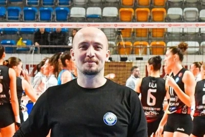 "Abşeron" qadın voleybol komandasının baş məşqçisi türkiyəli Haluk Korkmaz oldu