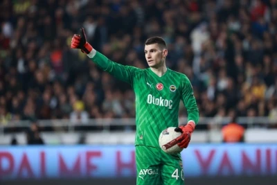 "Fənərbaxça"nın qolkiperi İtaliyaya transfer ola bilər