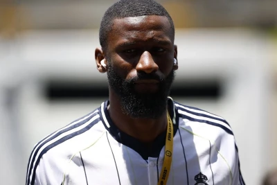 Antonio Rudiger uzun müddətə sıradan çıxdı