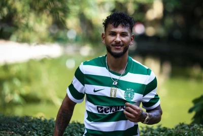 "Sportinq" Gyökereşi Luis Suareslə əvəz etdi