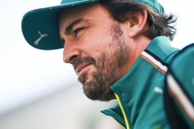 Fernando Alonsonun "Honda" mühərrikinin titrəmələri səbəbindən köhnə zədəsi ilə bağlı problemləri