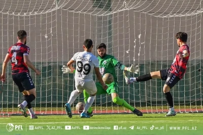 "Karvan"ın qapıçısı: "Klubda kimin qalıb-qalmayacağı..."