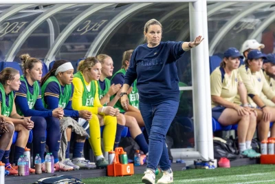 "Siyetl Reycn" Baş Məşqçisi Taktiki Məsləhətlər Üçün "ChatGPT"-dən İstifadə Edib