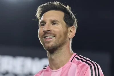 "Canal+" XXI əsrin ən yaxşı hücumçularının reytinqini açıqlayıb: Messi birinci yerdə