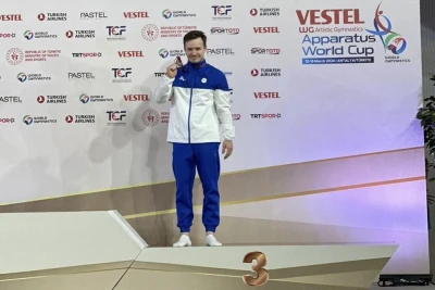 Nikita Simonov Antalya Dünya Kubokunda bürünc medal qazanıb