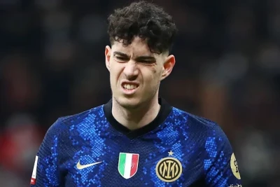 Alessandro Bastoninin evinə oğru girdi