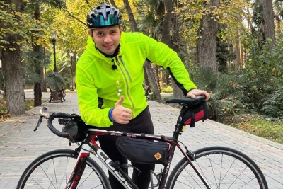 Elman Rüstəmzadə: Velosiped mənə stressdən uzaq olmağa kömək etdi və Azərbaycanı velosipedlə gəzmək istəyirəm