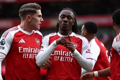 "Arsenal" bütün yarışlarda ardıcıl 5-ci qələbəsini qazanıb