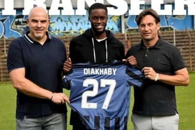 Adama Diakabi "Valdhof Manhaym"a keçdi