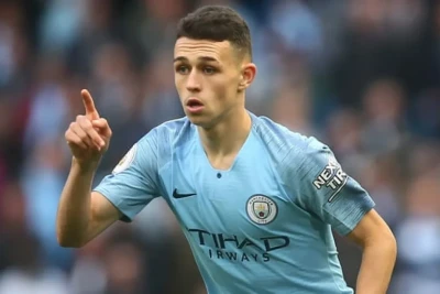 Filip Foden ailəsi haqqında yayılan yalan xəbərlərə görə hüquqşünaslara müraciət edəcək