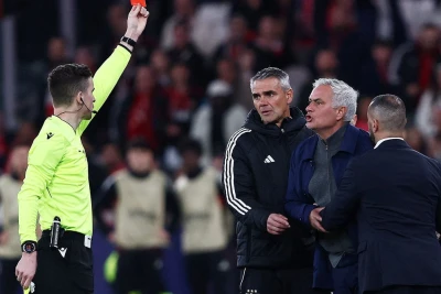 Mourinyudan hakimlərə ittiham: "Hakimlər "Real"ın oyunçularını qoruyur!"