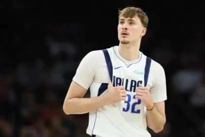 NBA 2025/26 mövsümünün ən yaxşı gənc oyunçusu Kuper Fleq seçildi