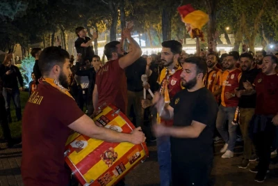 "Qalatasaray"ın "Fənərbağça" üzərindəki qələbəsi Bakıda coşqu ilə qeyd olunub