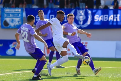 Coy Lens Mikels Premyer Liqada 40 Qol Vuran 68-ci Futbolçu, 9-cu Legioner Oldu