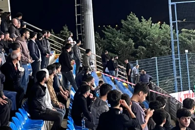 "Zirə" - "Neftçi" matçında gərginlik: Polis "Neftçi" azarkeşlərini stadiondan çıxardı