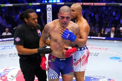 Aleks Pereyra UFC hakimi Herb Dini tənqid edib