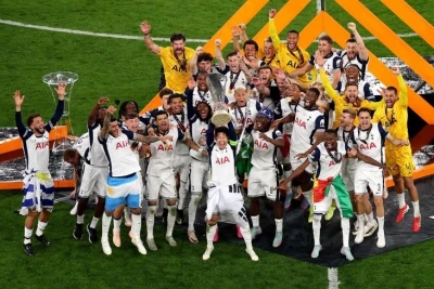 Son Xin Min Cənubi Koreya futbol tarixində iz qoydu
