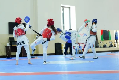Gənc taekvondoçuların məşqlərinə başlanılıb
