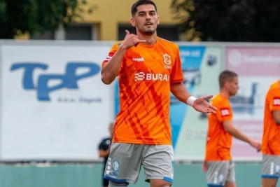 Rüfət Abdullazadənin komandası Toto Kubokunun yarımfinalında məğlub olub