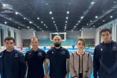 Camil Aliyev, Haydar Aliyev'in anısına 13 saat aralıksız yüzerek yeni bir rekora imza attı - FOTO