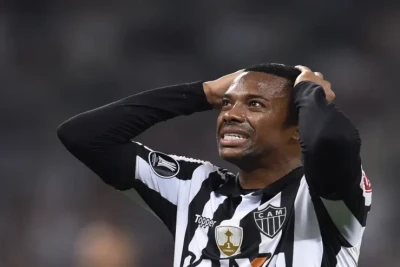 Robinyo həbsxana həyatı barədə danışdı: Məhbuslarla eyni rejimdəyəm