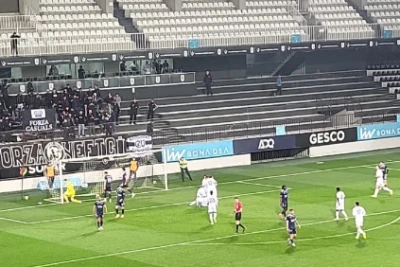 "Neftçi" - "İmişli" oyununda 4:0 hesabı və qollar