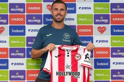"Brentford" "Ayaks"ın sabiq yarımmüdafiəçisi Cordan Hendersonu transfer edib