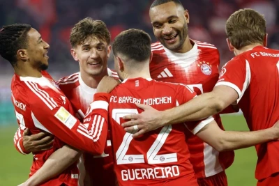 Almaniya Bundesliqası: "Bavariya" "Volfsburq"u 8:1 hesabı ilə darmadağın etdi, "Borussiya" (M) "Auqsburq"u 4:0 məğlub etdi