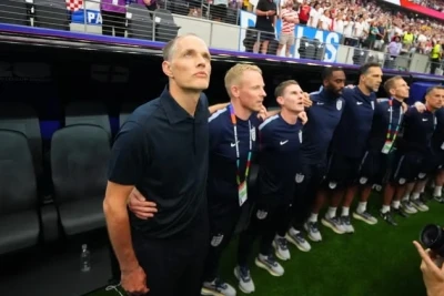 Tomas Tuxelin FIFA-ya Çağırışı: Fotoqraflar Himn Anını Korladı