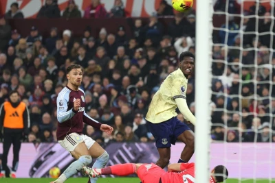 "Everton" "Aston Villa"nı səfərdə məğlub etdi, "Vulverhempton" - "Nyukasl" heç-heçə etdi