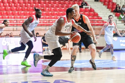 Kişi voleybolçular arasında Azərbaycan Yüksək Liqasının 15-ci turunda iki oyun keçiriləcək