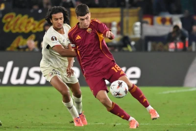 "Roma" "Fiorentina" üzərində qələbə qazanaraq A Seriyasının lideri oldu