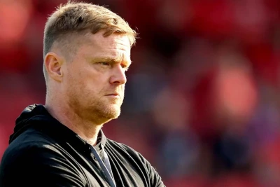 İrlandiya yığmasının keçmiş futbolçusu Demyen Daff İngiltərənin Brentford klubunda baş məşqçi köməkçisi təyin edilib