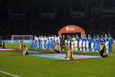 Ulduz "ovuna" çıxan uşaqlar və ləğv edilən qollar: Azərbaycan-Fransa matçından reportaj