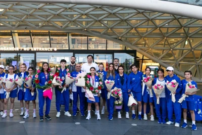 U15 Avropa Çempionatında uğur qazanan qızlarımız vətənə qayıtdı: Həsrət Məmmədyarov nikbin proqnozlar verir