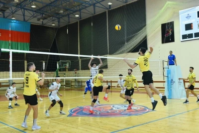 Kişi voleybolçular arasında Azərbaycan Yüksək Liqasında I tura yekun vurulub