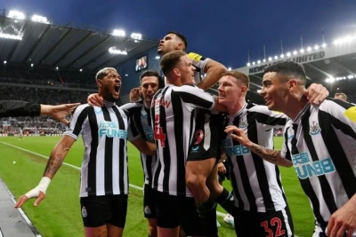 "Nyukasl"ın futbolçusu Metta Targett Cənubi Koreyada unuduldu